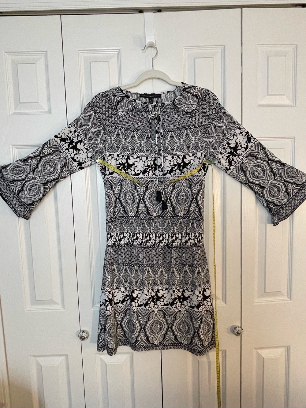 White House Black Market Black and White Printed Long Sleeve Dress